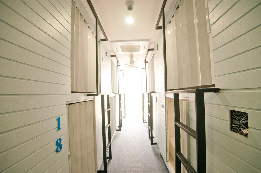 Hotel Capsule Suratthani Surat Thani Exterior foto
