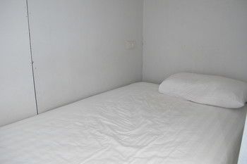 Hotel Capsule Suratthani Surat Thani Exterior foto